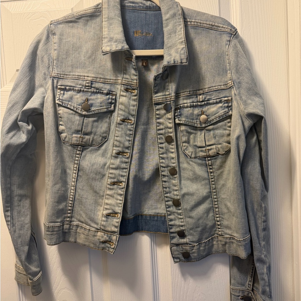 Kut from the Kloth Light Wash Blue Denim Jean Jacket
